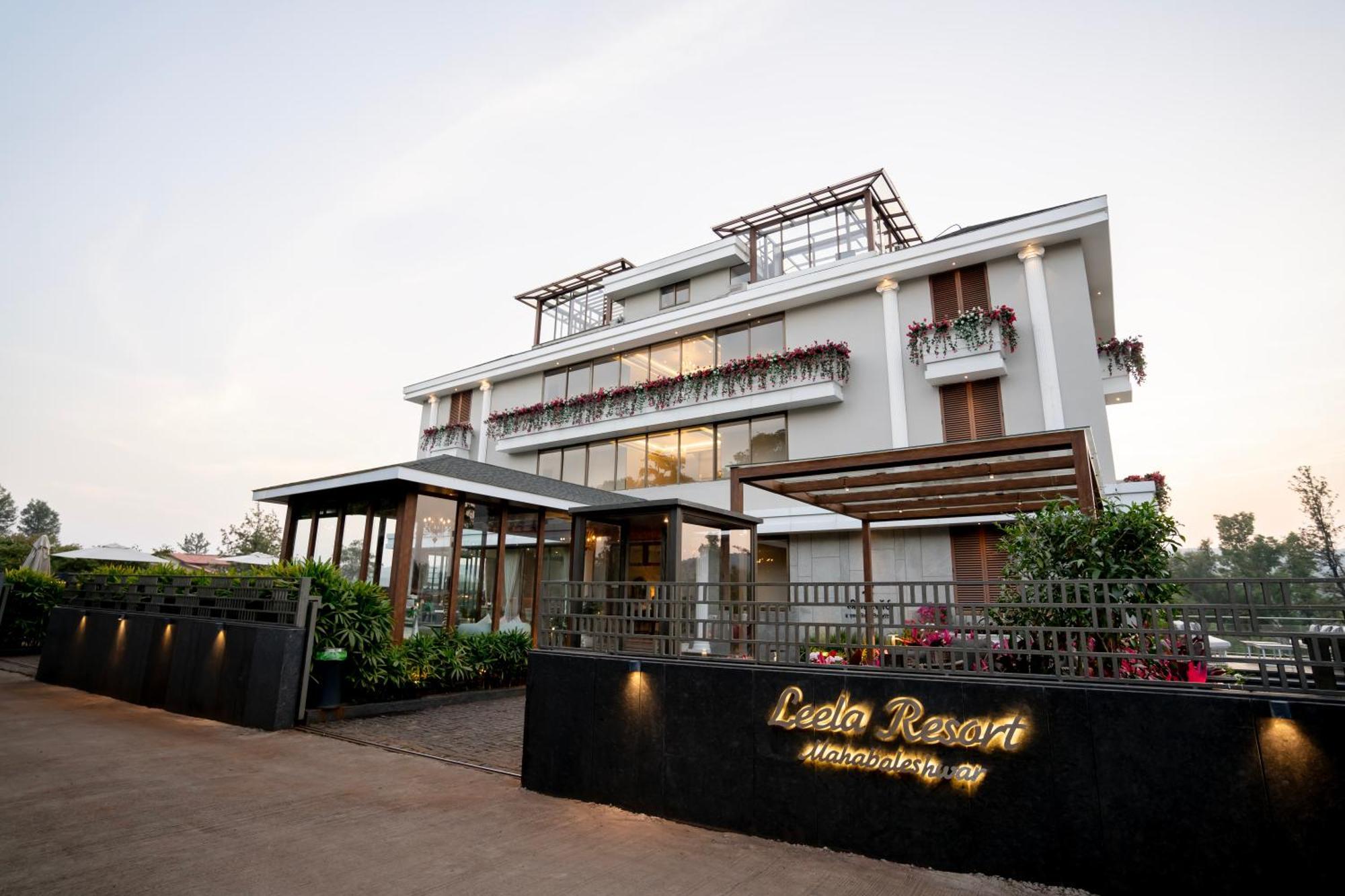 Leela Resort, The Exotic Boutique Hotel - Pure Veg ماهاباليشوار المظهر الخارجي الصورة